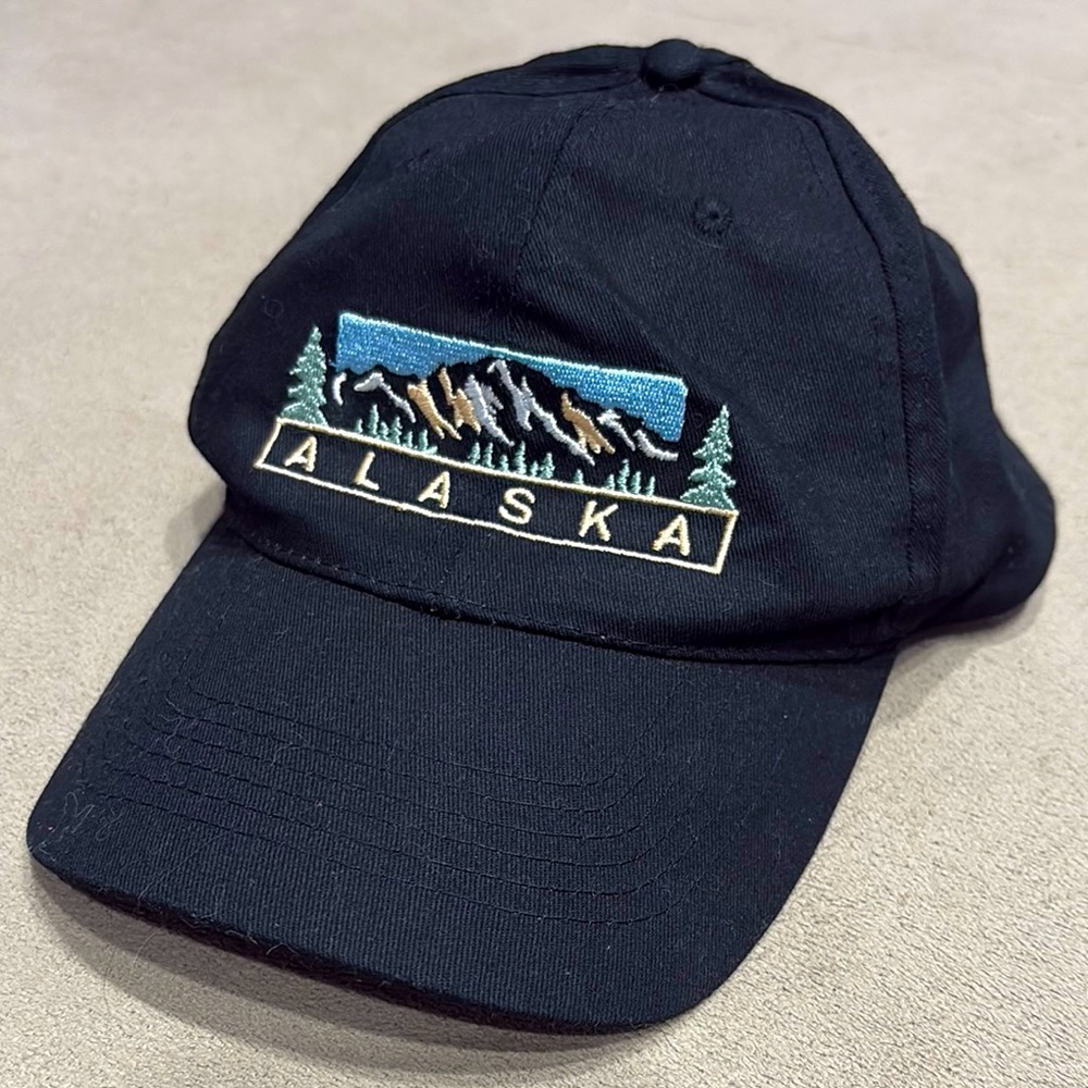 Alaska Shirt Company Men's Embroidered Landscape Tourist Dad Trucker Hat Cap !